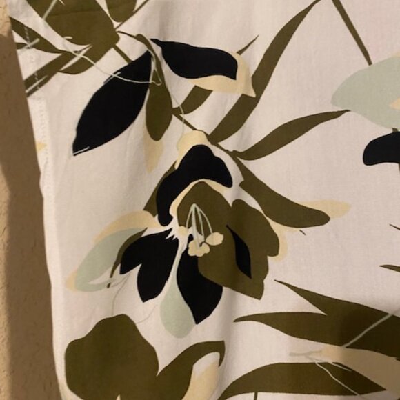 Fall or Spring Multi-colored Top - Picture 6 of 7